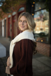 Westover Triangle Scarf (cream)