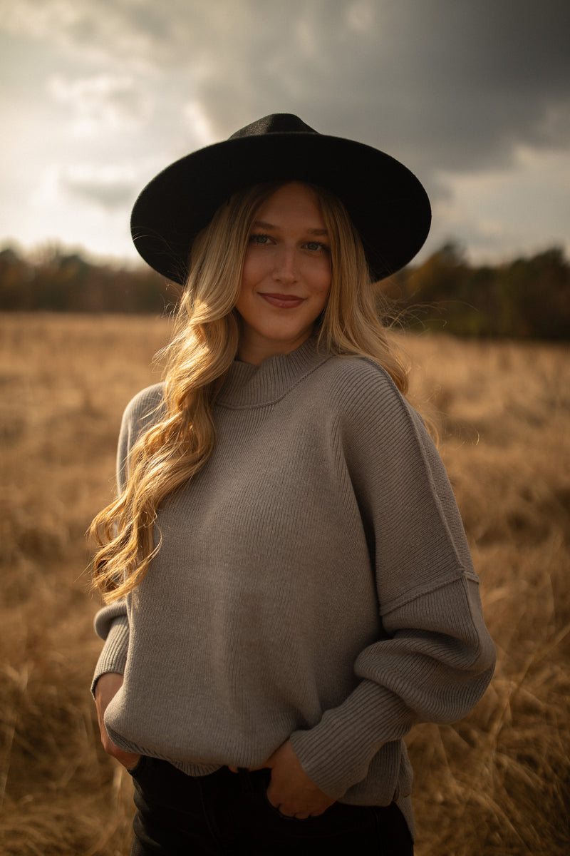 The Oliver Sweater (heather grey)