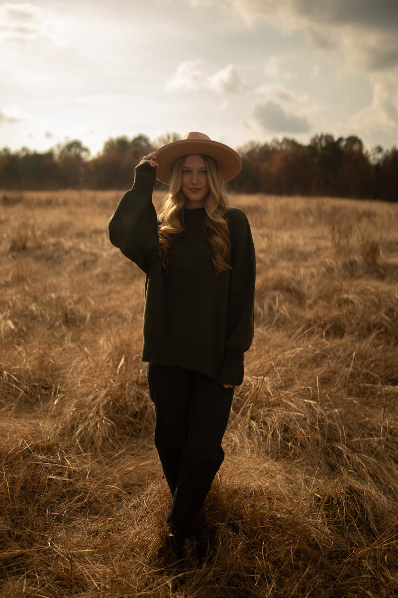 The Oliver Sweater (olive)