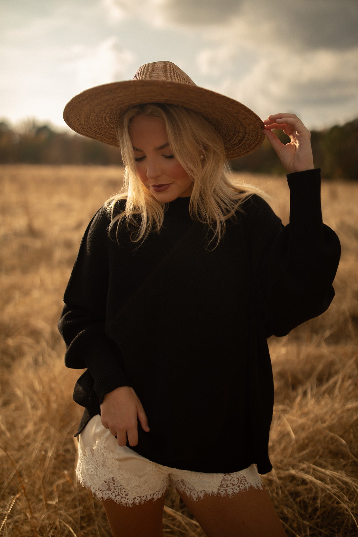 The Oliver Sweater (black)