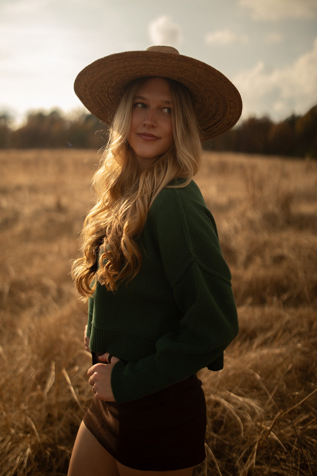 Cropped Boxy Sweater (hunter green)