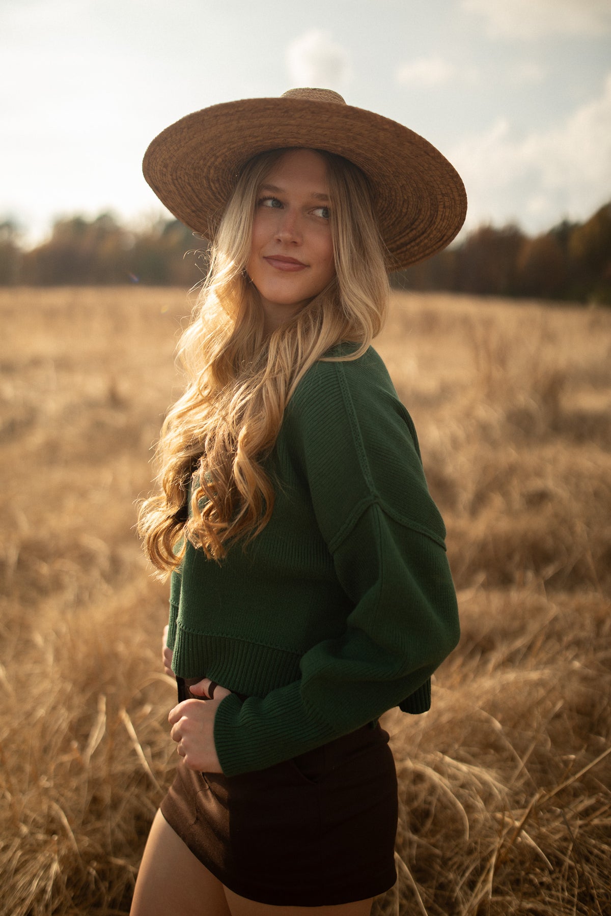 Cropped Boxy Sweater (hunter green)