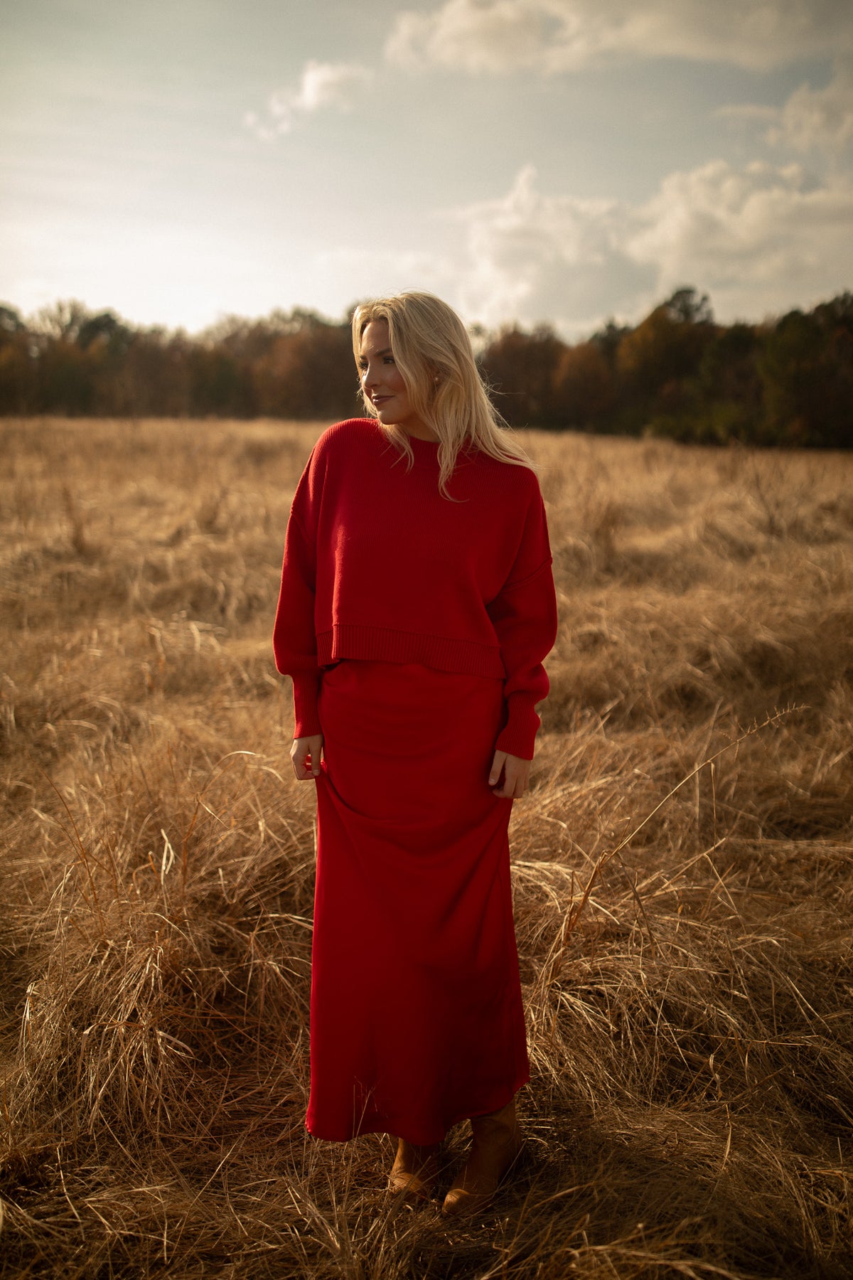 Cropped Boxy Sweater (ruby)