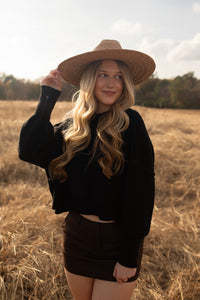 Cropped Boxy Sweater (black)