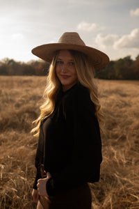 Cropped Boxy Sweater (black)