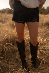 Charley Lace Shorts (black)