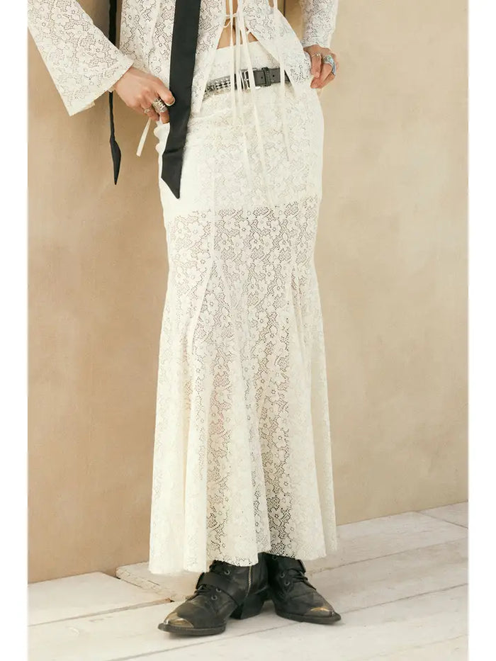 Lace Mermaid Maxi Skirt (cream)