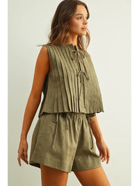 Beckett Linen Pleat Top (olive) - GEORGE-MARY'S