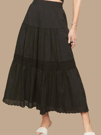 Lorraina Lace Trim Skirt (black)