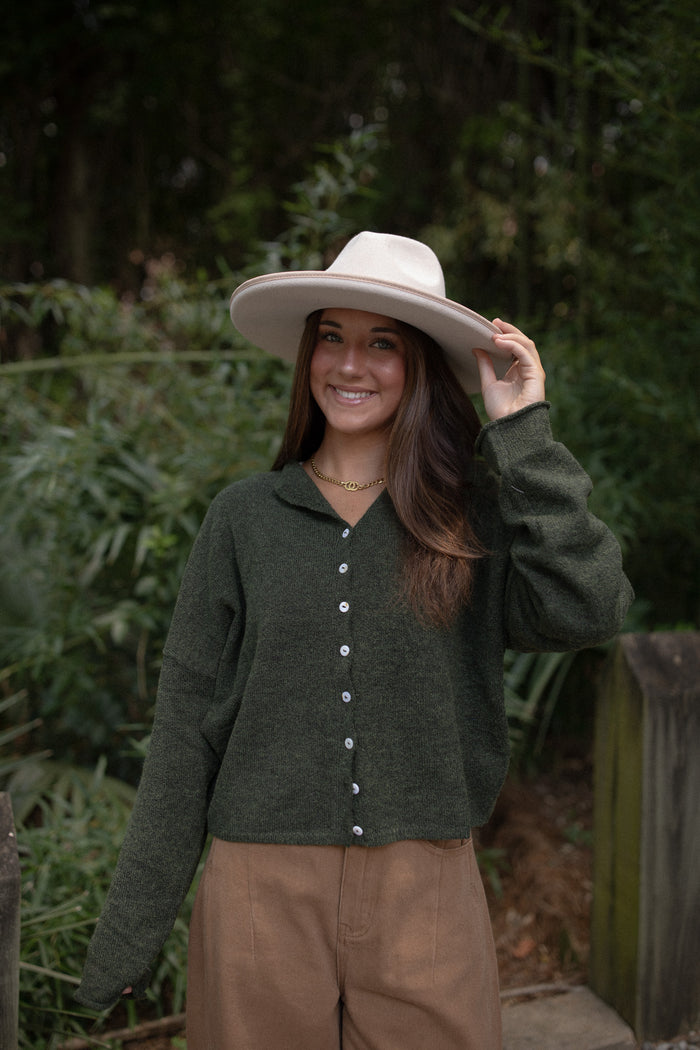 The Piper Cardigan (hunter green)