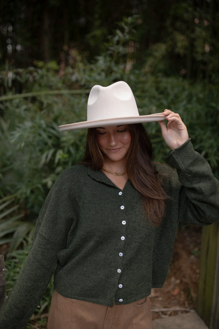 The Piper Cardigan (hunter green)