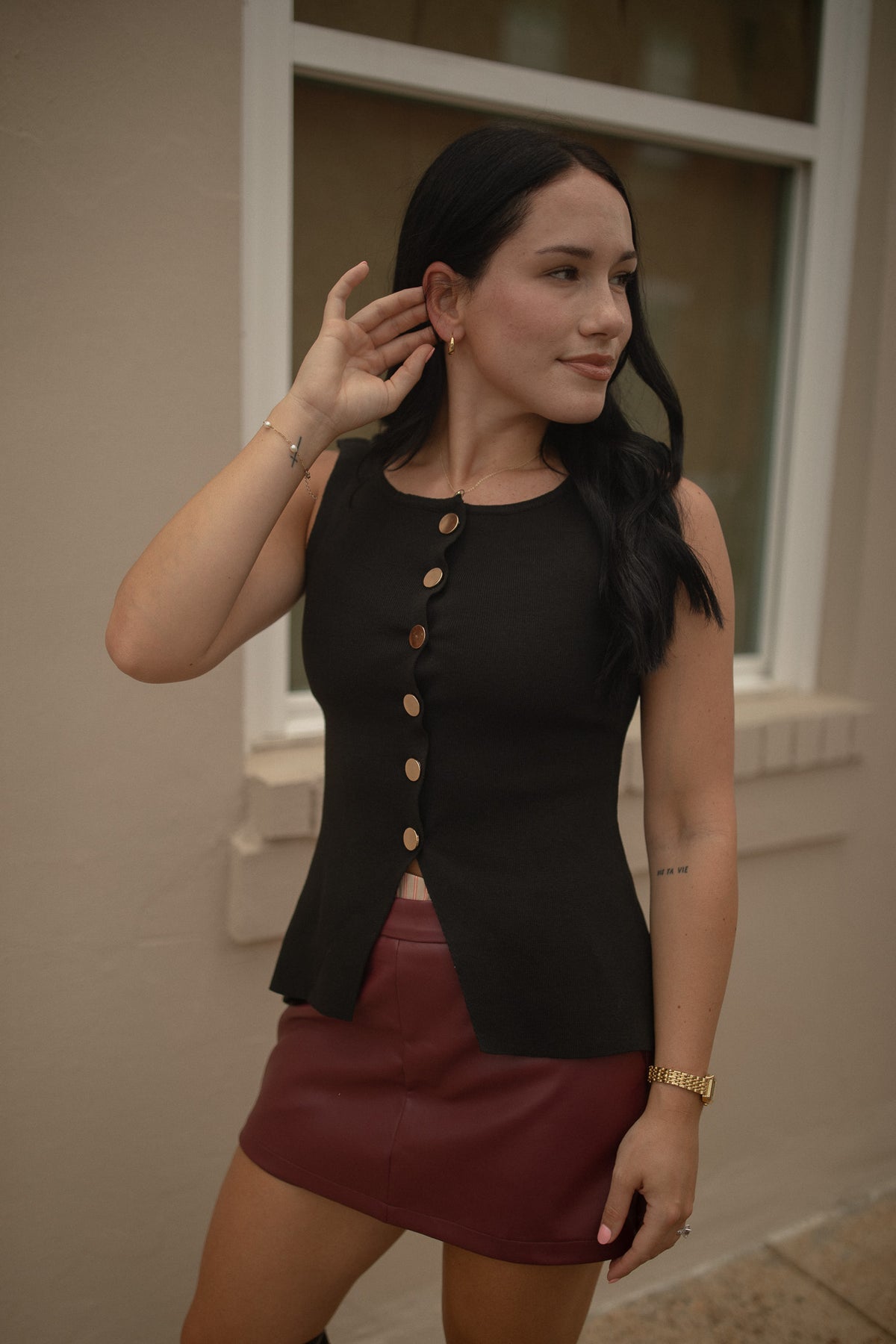 Metal Button Knit Vest (black)