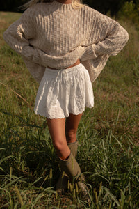 Scalloped Cottage Shorts (white)