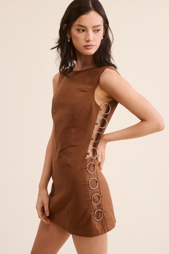 Olivia O-Ring Dress (walnut)