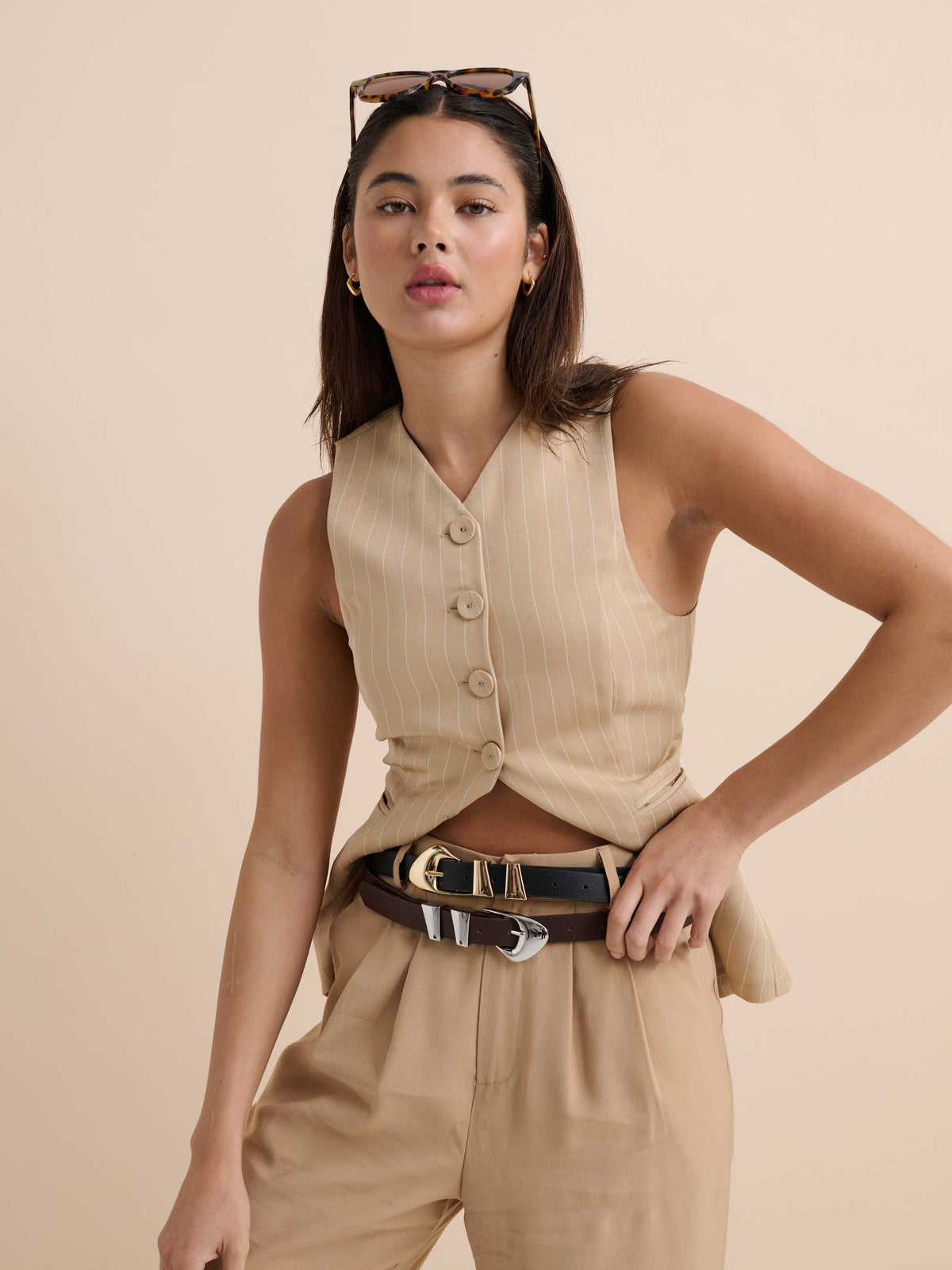 Pebble Dome Buckle Belt in Black - GEORGE-MARY'S