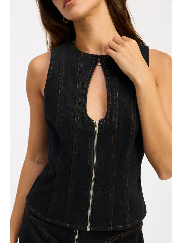 Rowie Keyhole Tank Top (black)