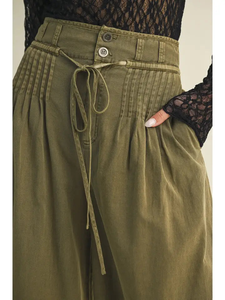 The Pintuck Pants (olive)