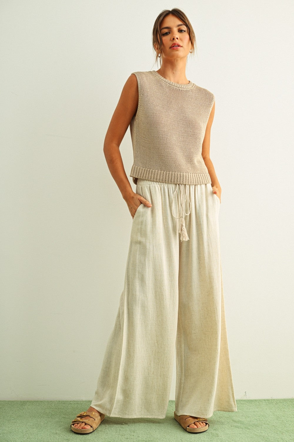 Boxy Cropped Tank (stone)