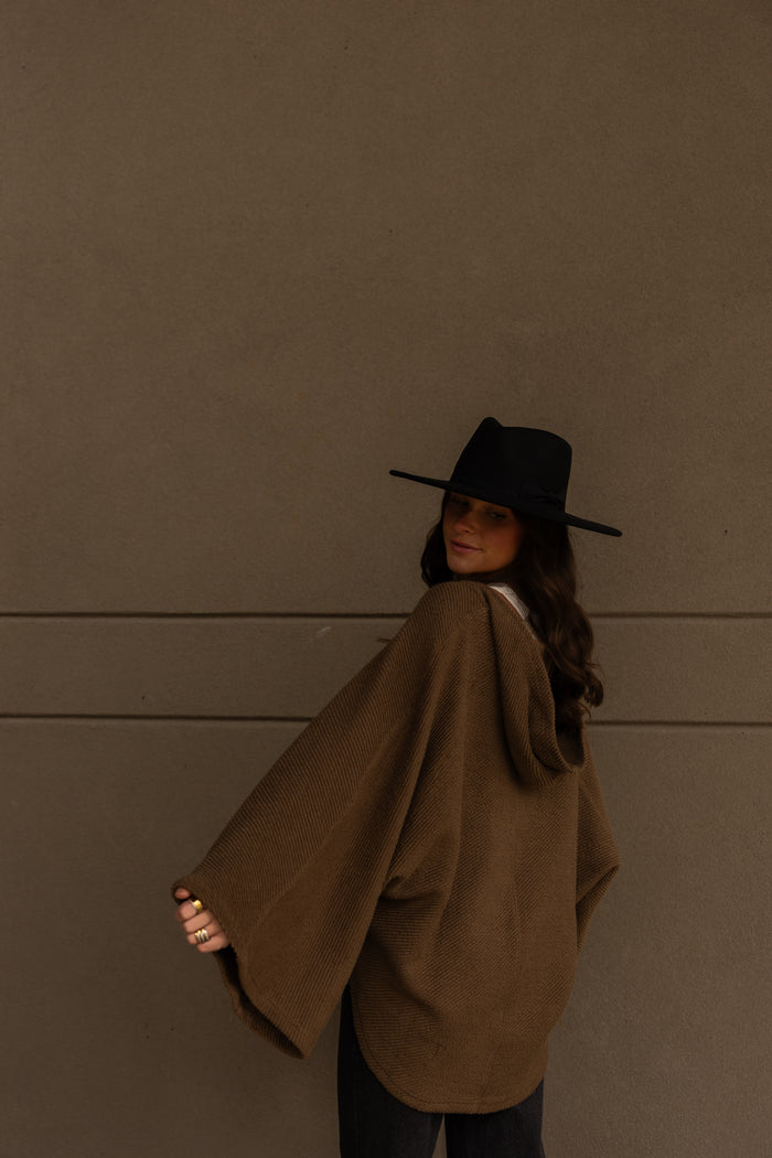 Maurin Hooded Sweater (brown)