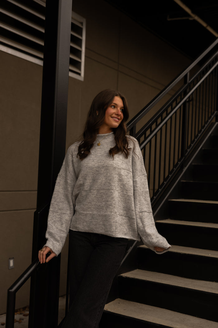 Ryleigh Checkered Sweater (grey)