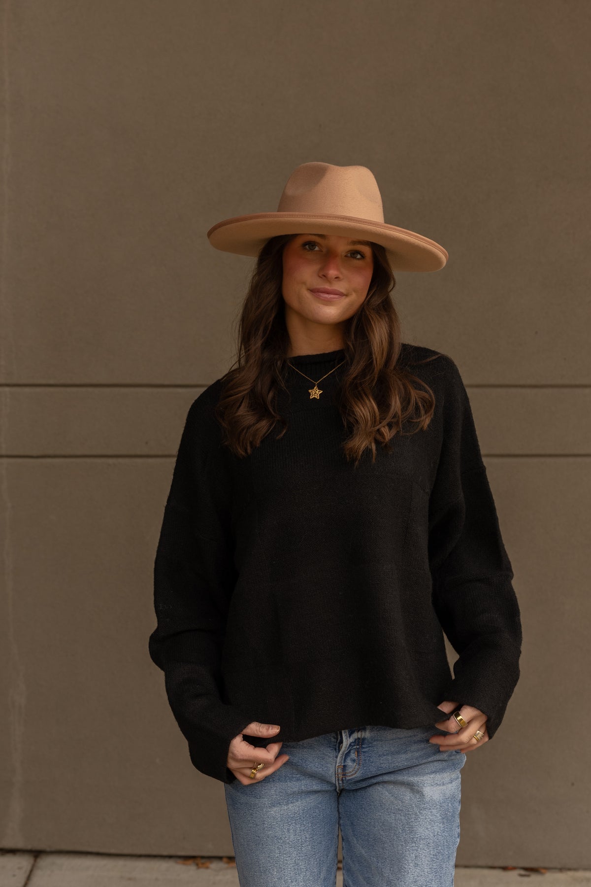 Ryleigh Checkered Sweater (black)