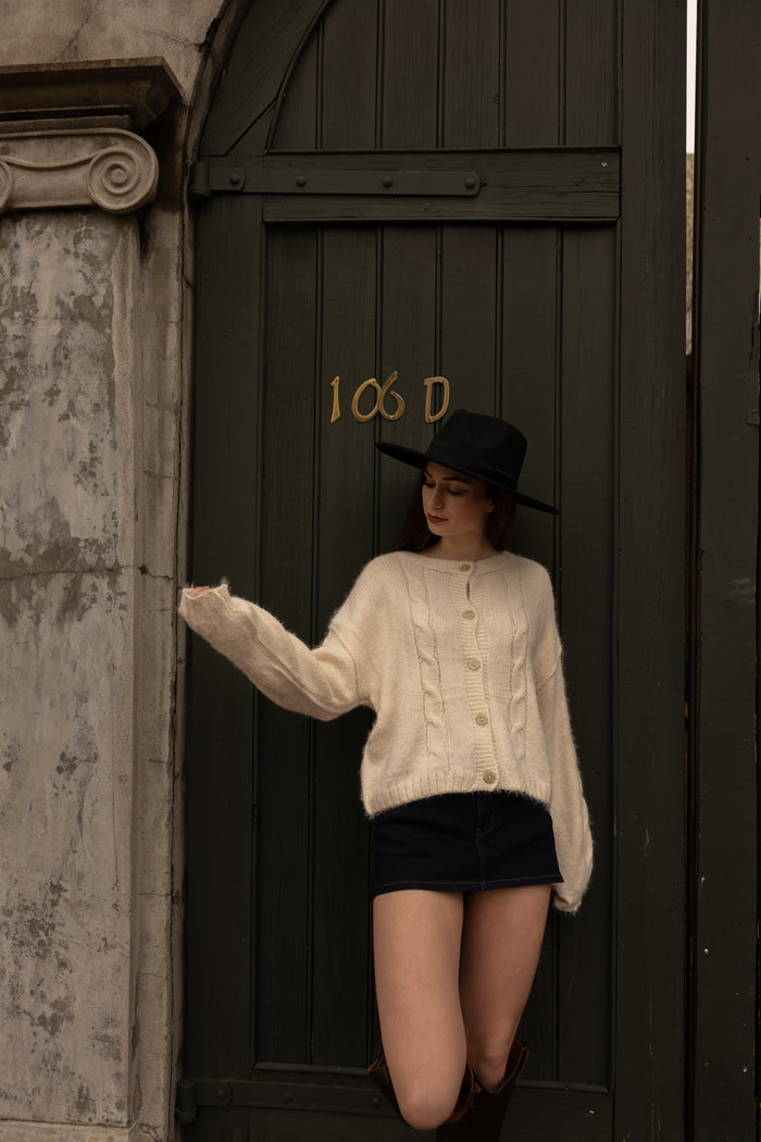 Coquette Cardigan (cream)