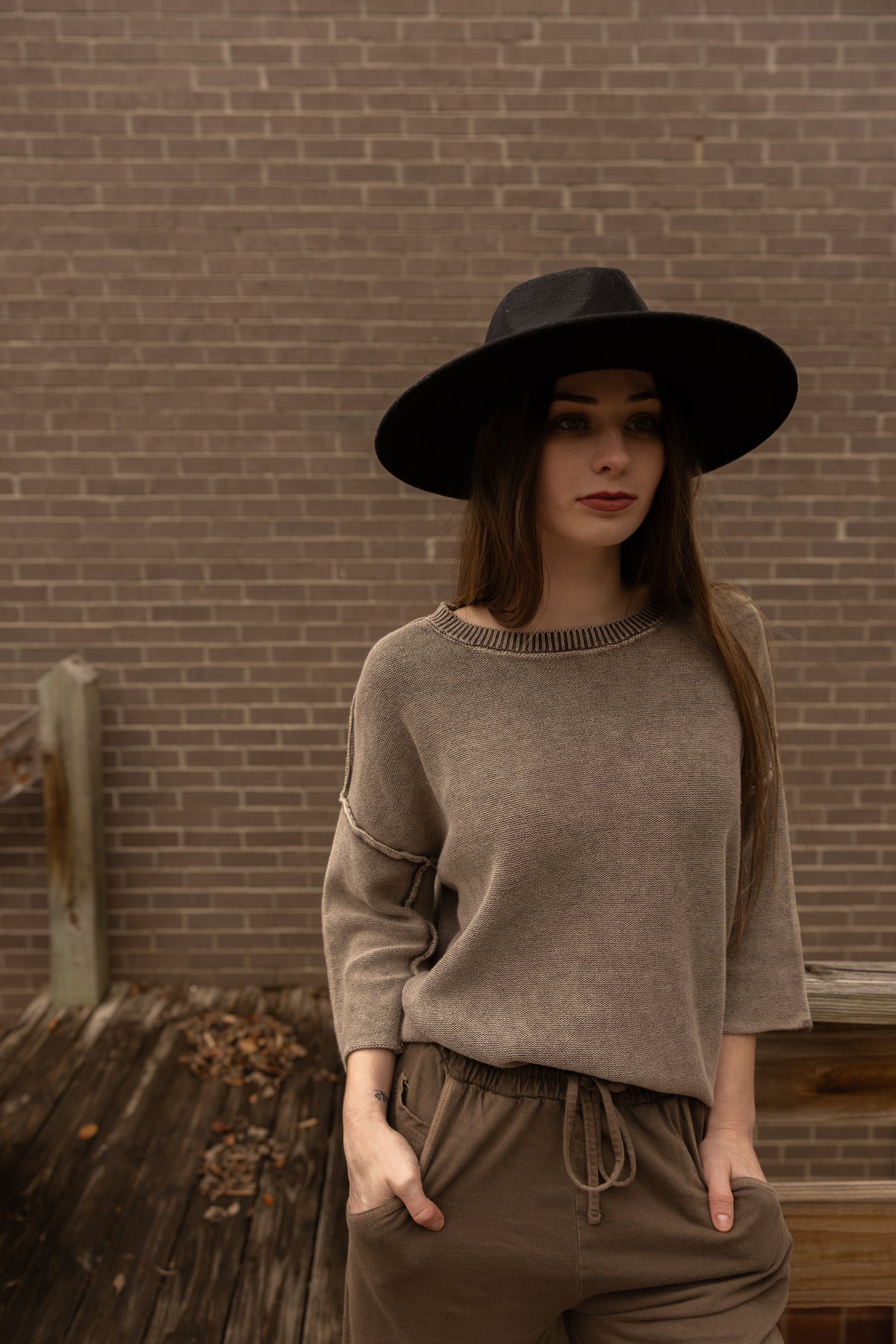 Boxy Mineral Wash Top (brown)