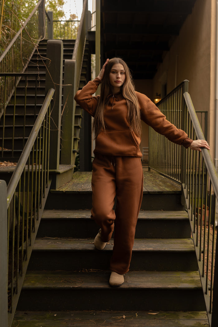 Kendall Oversized Sweat Pants (brown)