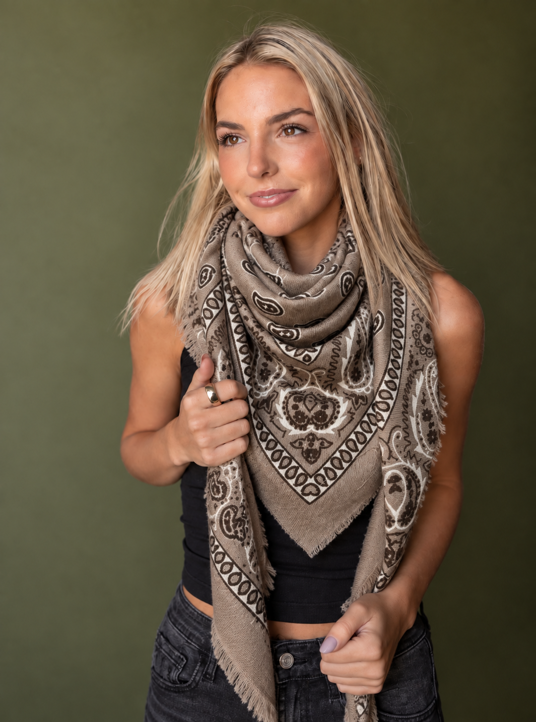 Paisley Print Scarf (taupe/white)