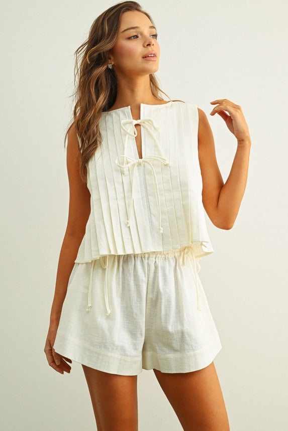 Beckett Linen Pleat Top (cream) - GEORGE-MARY'S