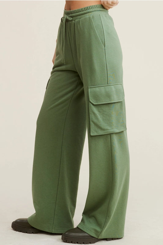 Wide Leg Cargo Joggers (olive)