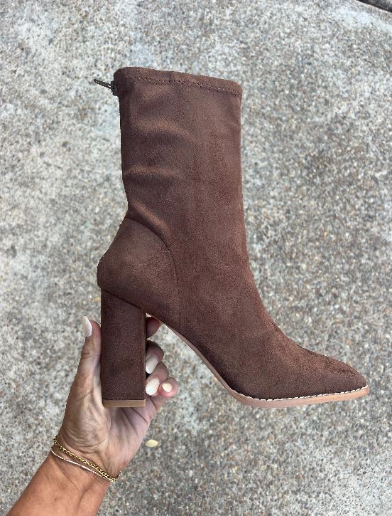 Camille Bootie (chocolate)