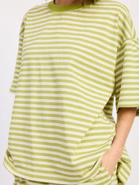 Park Oversized Tee (avocado)