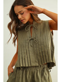 Beckett Linen Pleat Top (olive) - GEORGE-MARY'S