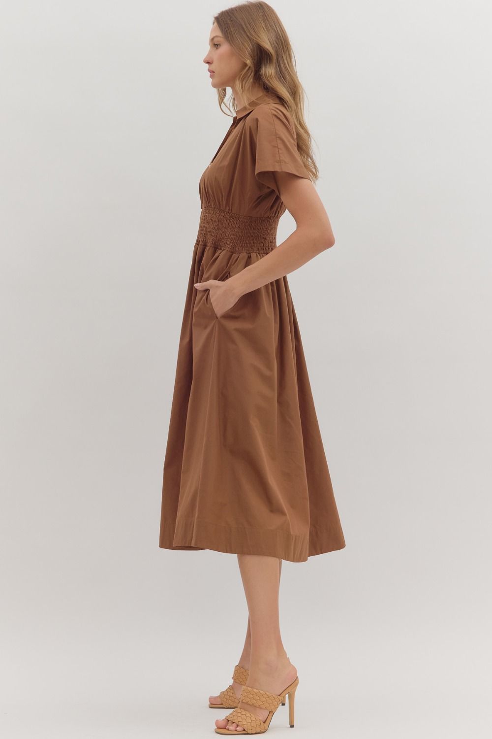 Sundays Smocked Dress (coffee)