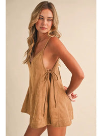 Reeves Suede Jumper (camel)