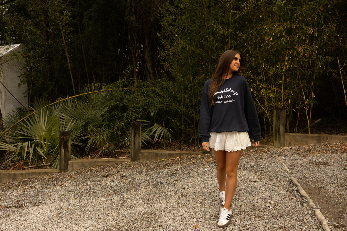 French Vintage Graphic Sweatshirt - GEORGE-MARY'S