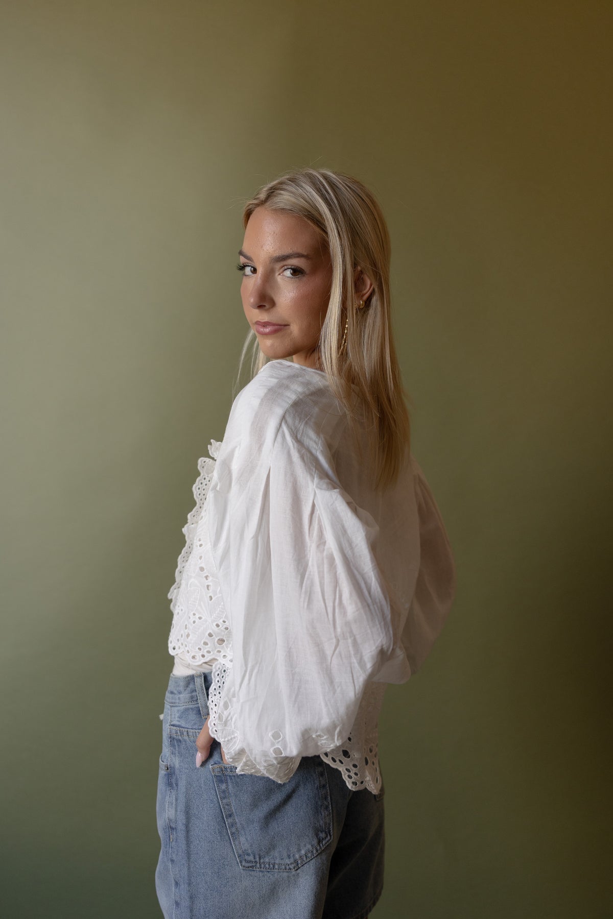 Theo Scalloped Bouse