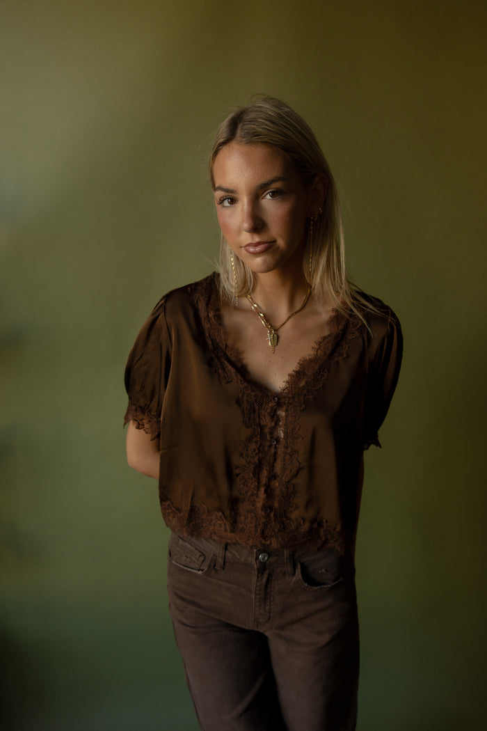 Annalise Satin Top (chocolate)