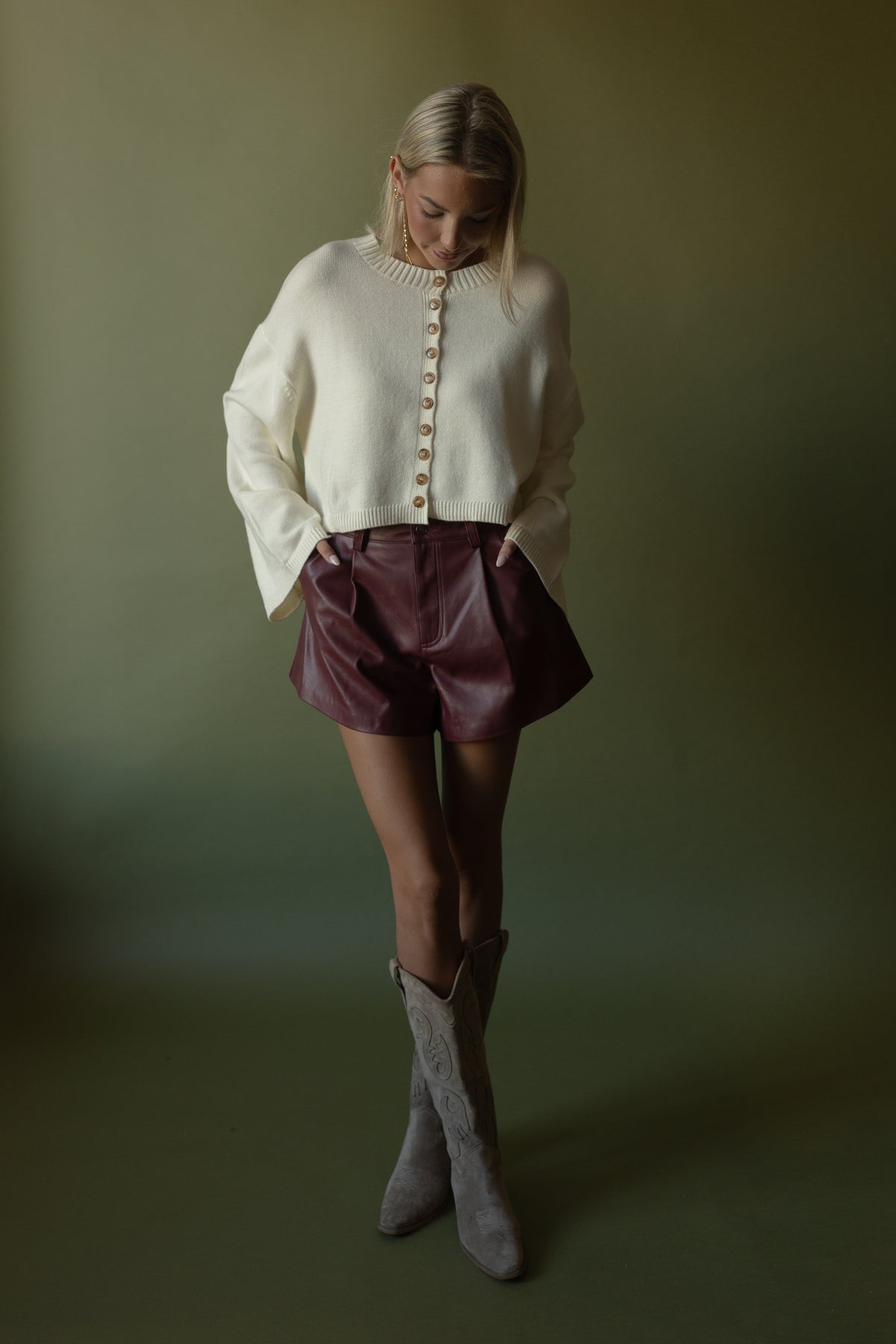 Franklin Flared Shorts (maroon) - GEORGE-MARY'S