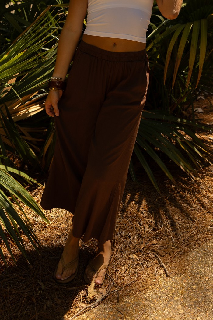 PANTS - Women's Clothing - GEORGE-MARY'S - Effortless Minimalist Womens Pants, Cargos, Denim, Jeans, Shorts, Cut Off Denim, Wide Leg Trousers, Pants, Trousers PANTS - Women's Clothing - GEORGE-MARY'S - Effortless Minimalist Womens Pants, Cargos, Denim, Jeans, Shorts, Cut Off Denim, Wide Leg Trousers, Pants, Trousers